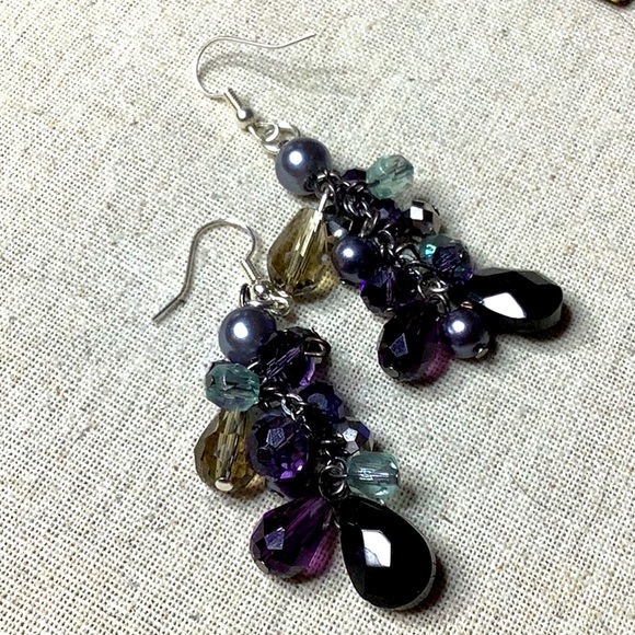 Stylish Combination. - Picture 2 of 2